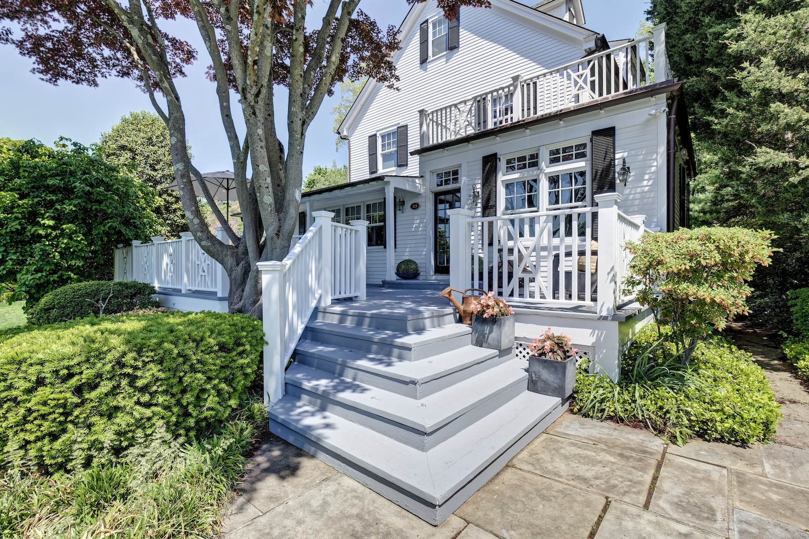 Greenwich Ct Interior Designer Beth Krupa